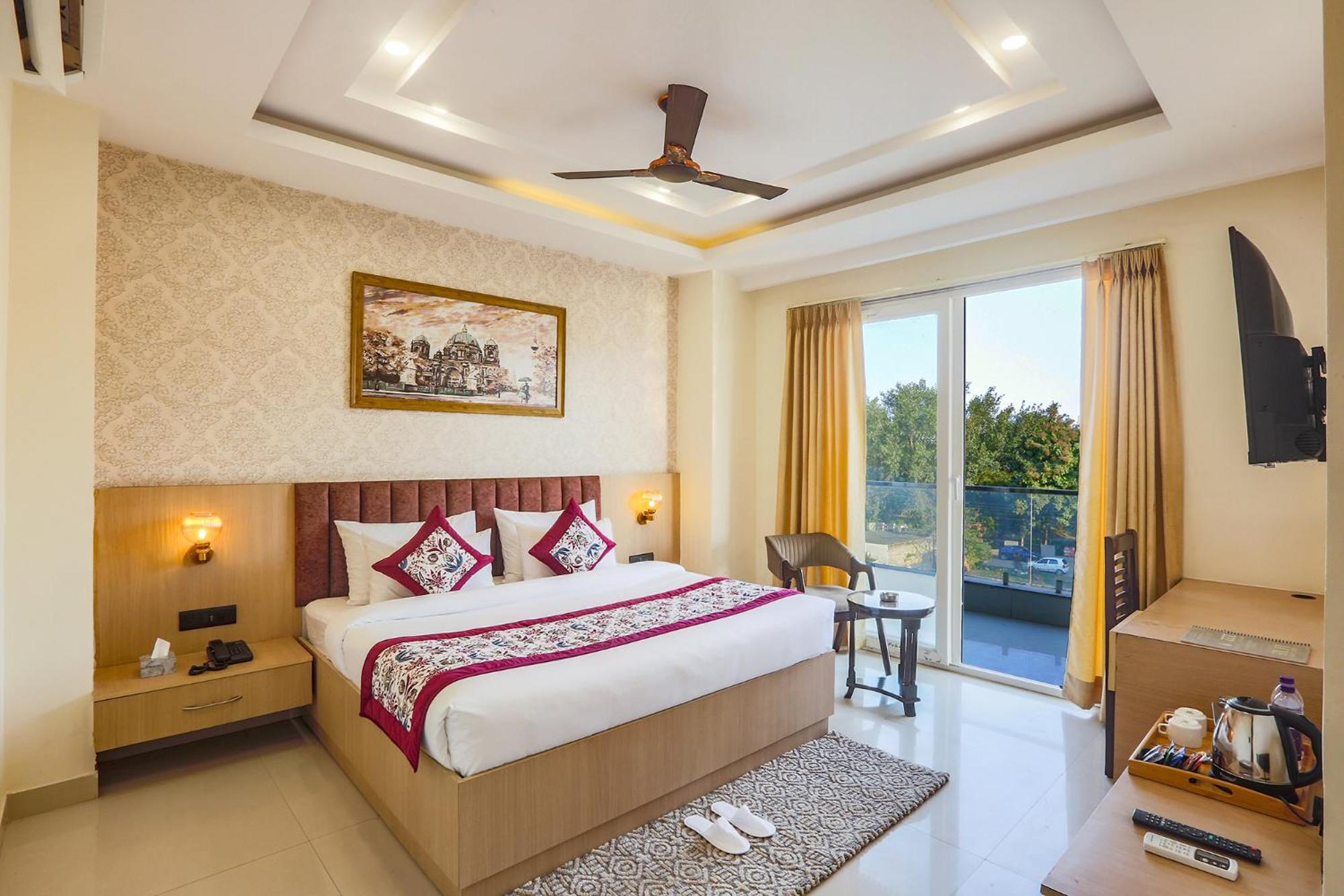 Hotel Green Lotus Luxe Gurgaon Exterior foto