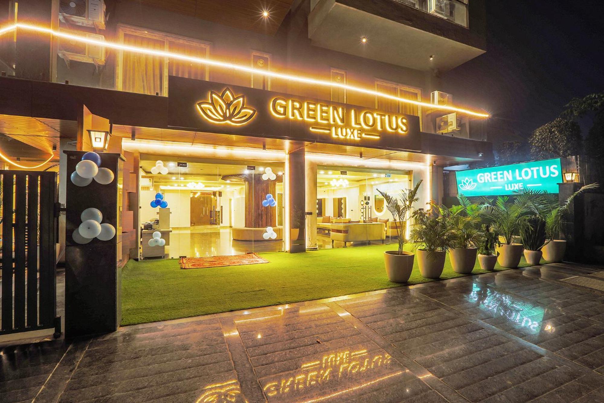 Hotel Green Lotus Luxe Gurgaon Exterior foto